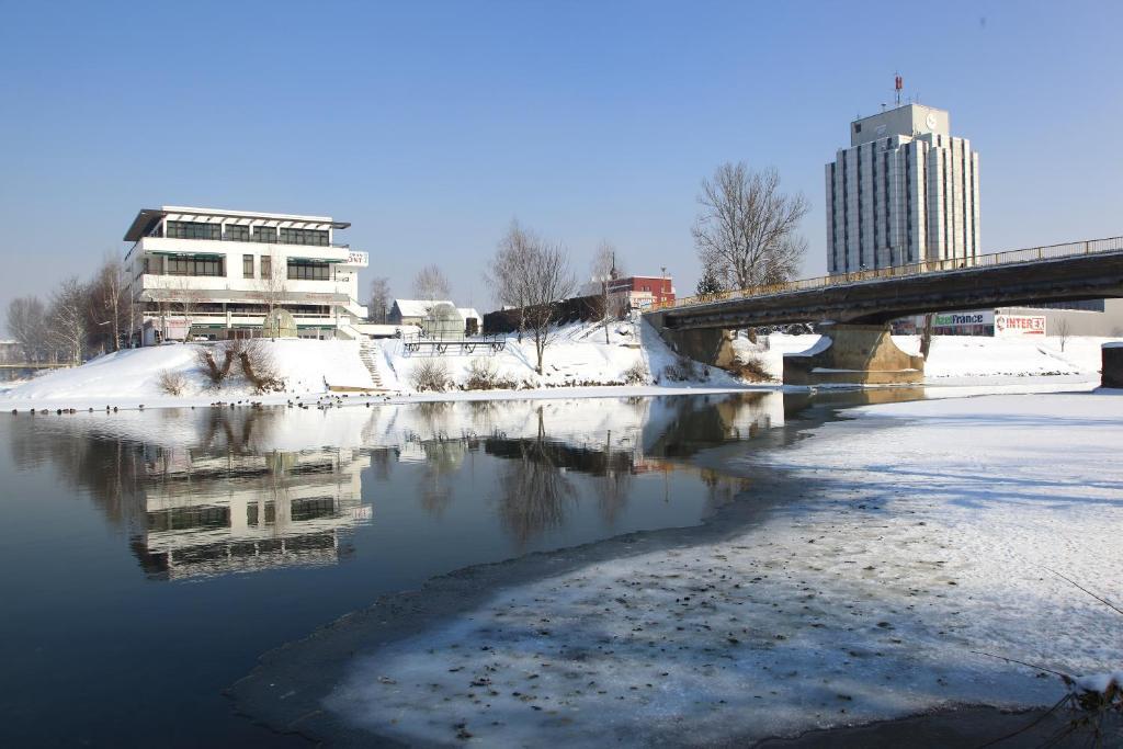 Hotel Le Pont Prijedor Dış mekan fotoğraf